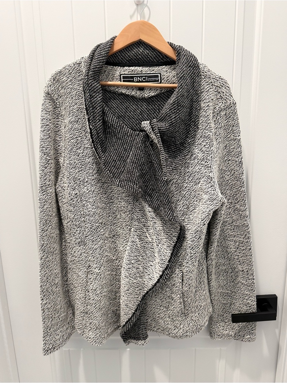 blanc noir Black and Gray Textured Open-Front Cardigan